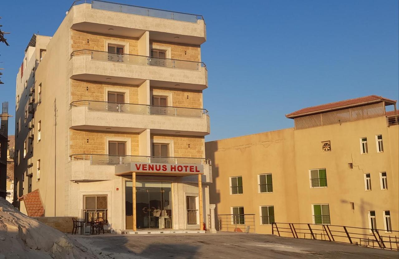 Venus Hotel Wadi Musa Exterior photo